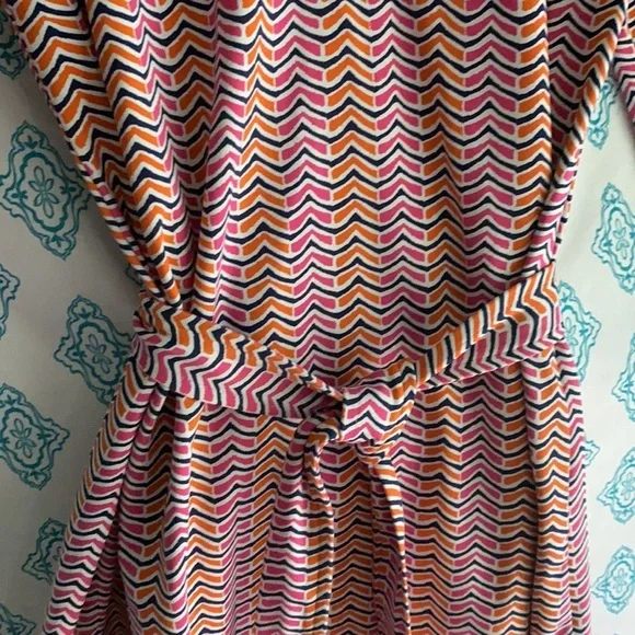 J. McLaughlin Pink/ White/ Orange Patterned Dress size medium (D5) - Picture 2 of 6
